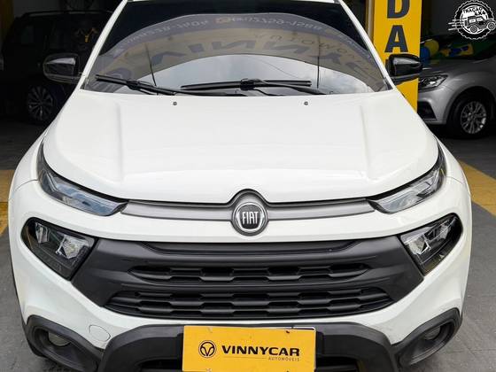 FIAT TORO 2.0 16V TURBO DIESEL ULTRA 4WD AT9 FIAT TORO 2.0 16V TURBO DIESEL ULTRA 4WD AT9